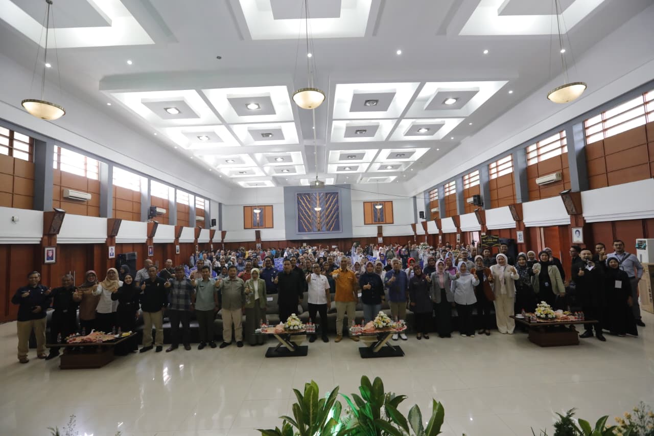 Disdik Jabar Awards 2025 Memberikan Apresiasi Kinerja Pegawai